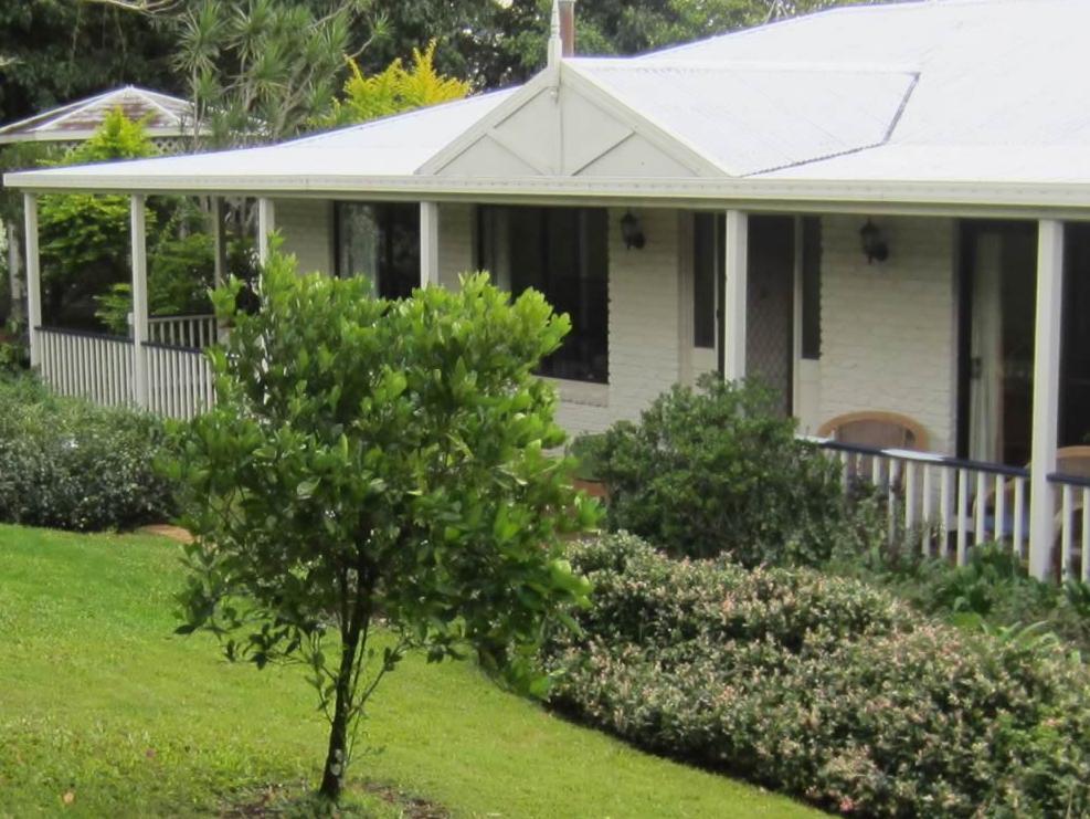 Eden Lodge Nambour Exterior foto